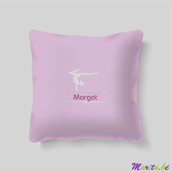 coussin danseuse broderie