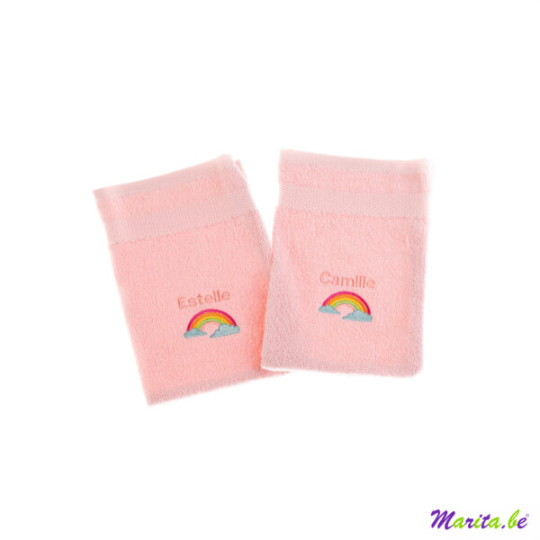 blush roze washandjes met regenboog voor estelle en camille