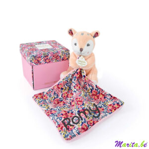 Ree knuffel met doekje (in doosje)
